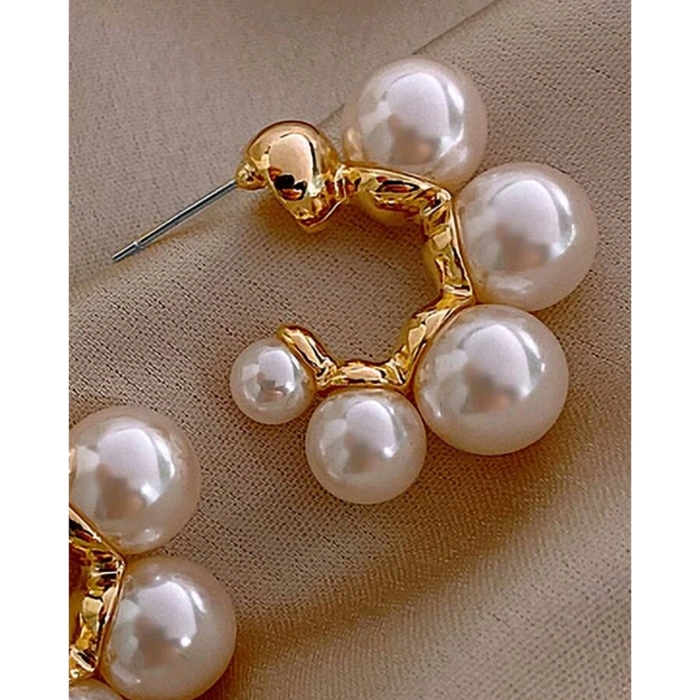 Anthropologie Viv Minimalist Classy Pearl Stud Half Hoop Earrings - Picture 3 of 7